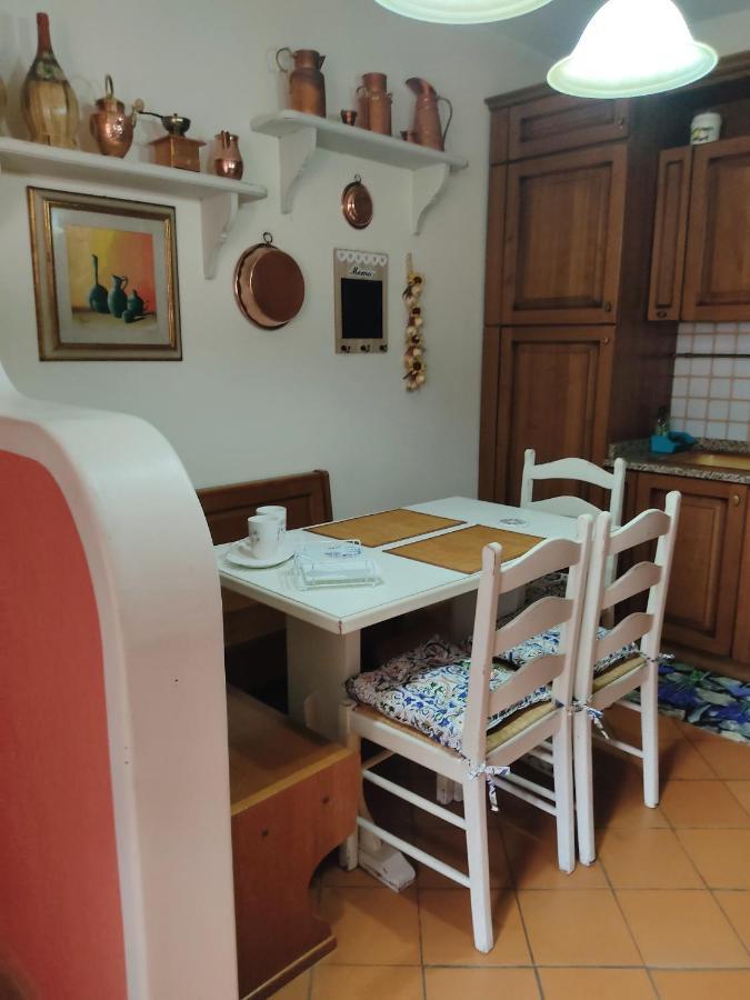 La Bouganville E Il Gelsomino ピエトラサンタ エクステリア 写真